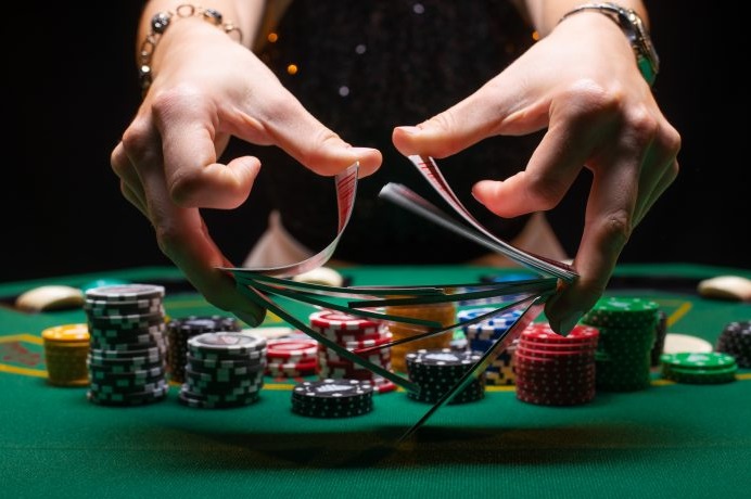 Tâm lý chiến khi chơi Poker cách kiểm soát cảm xúc